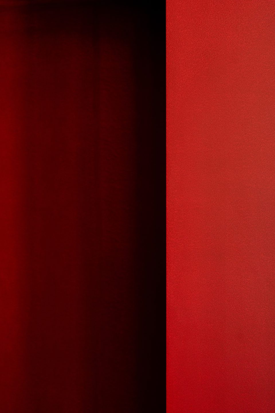 Bold colour, flawless edge